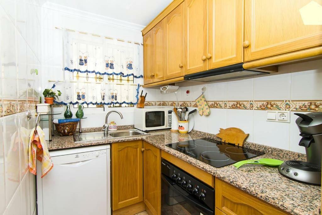 Yovalu Con Balcon,Yovalu1Sin Balcon, Yovalutres Con Piscina Apartman Torrevieja Kültér fotó